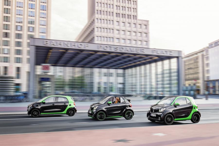  Smart ForTwo Prime Coupe Electric Drive 2017 года  (фото 44 из 48)